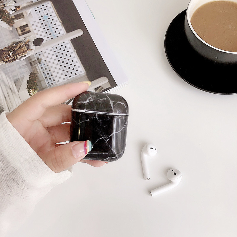 Силиконовый Корпус Мраморной Текстуры с Кольцом Для Apple AirPods с Корпусом Зарядки (2019)/(2016)/беспроводная Зарядка (2019) - Черный, Apple AirPods with Charging Case (2019)
Силиконовый Корпус Мраморной Текстуры с Кольцом Для Apple AirPods с Корпусом Зарядки (2019)/(2016)/беспроводная Зарядка (2019) - Черный, Apple AirPods with Charging Case (2019)