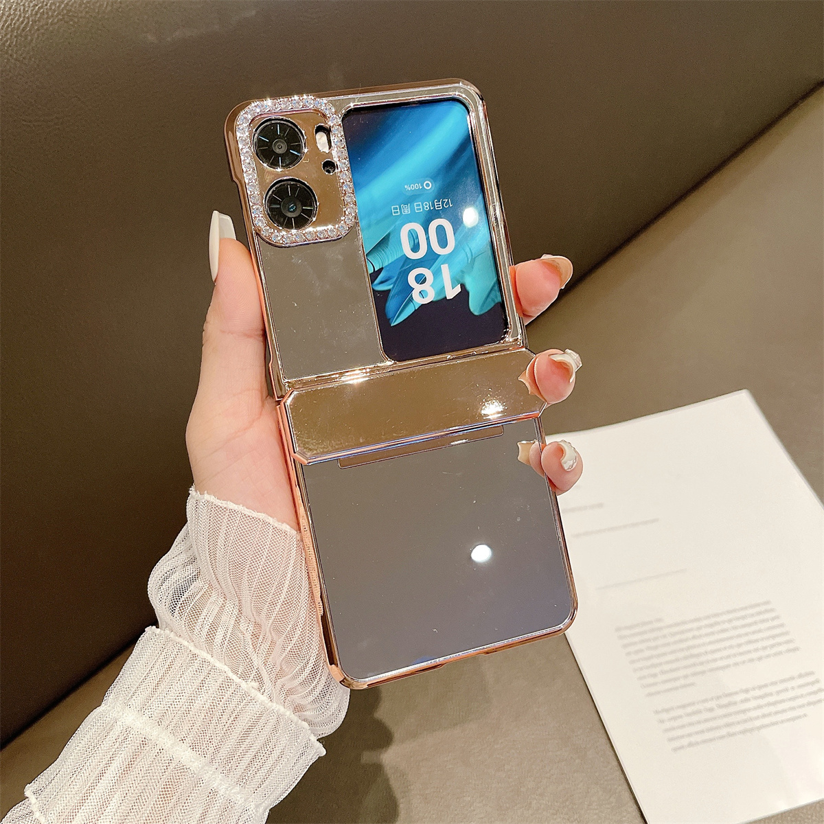 Spiegel Oberflächenschockdichtheit Für Oppo Finden Sie N2 Flip 5G Hard PC Phone Hülle Strass Dekoration Telefonabdeckung, Oppo Find N2 Flip 5G
Spiegel Oberflächenschockdichtheit Für Oppo Finden Sie N2 Flip 5G Hard PC Phone Hülle Strass Dekoration Telefonabdeckung, Oppo Find N2 Flip 5G