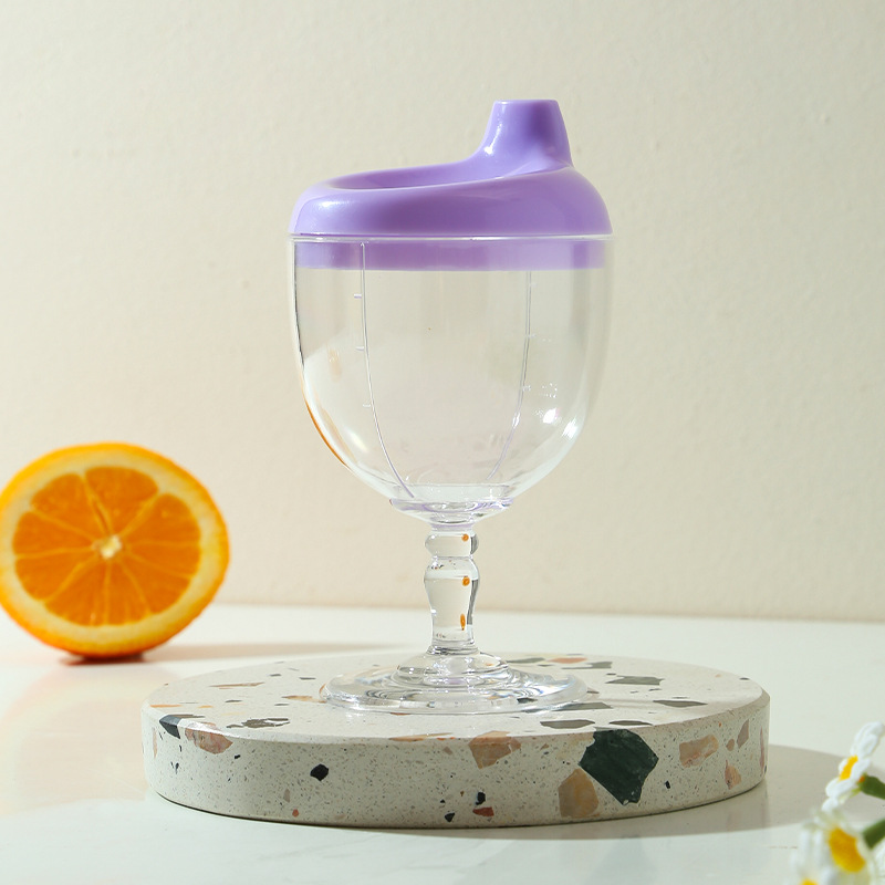 

200 ml Säuglingslernen Lernen Weinglas Form Tellern Pflegeflasche Baby Fütterung Goblet Entenbill Cup st (BPA Kostenlos, Kein FDA -zertifikat) - Lila