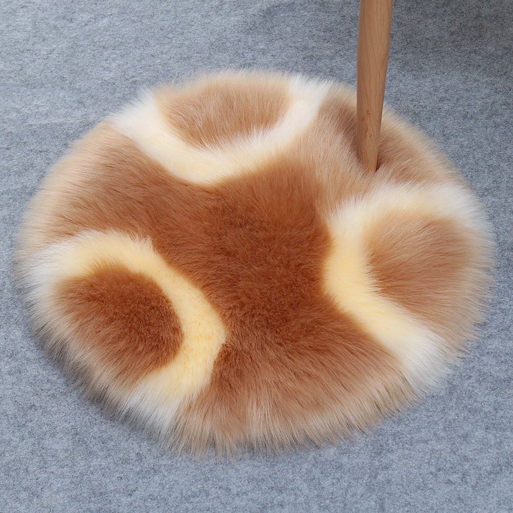 

Wool Fur Imitation Mat Carpet Luxury Round Rug Plush 50x50cm - Khaki/Beige