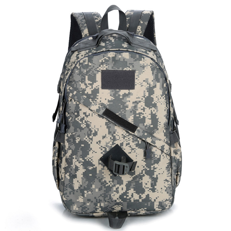 

8802 Outdoor Tactical Rucksack 600D Nylon Wasserdicht - Digitale Tarnung
