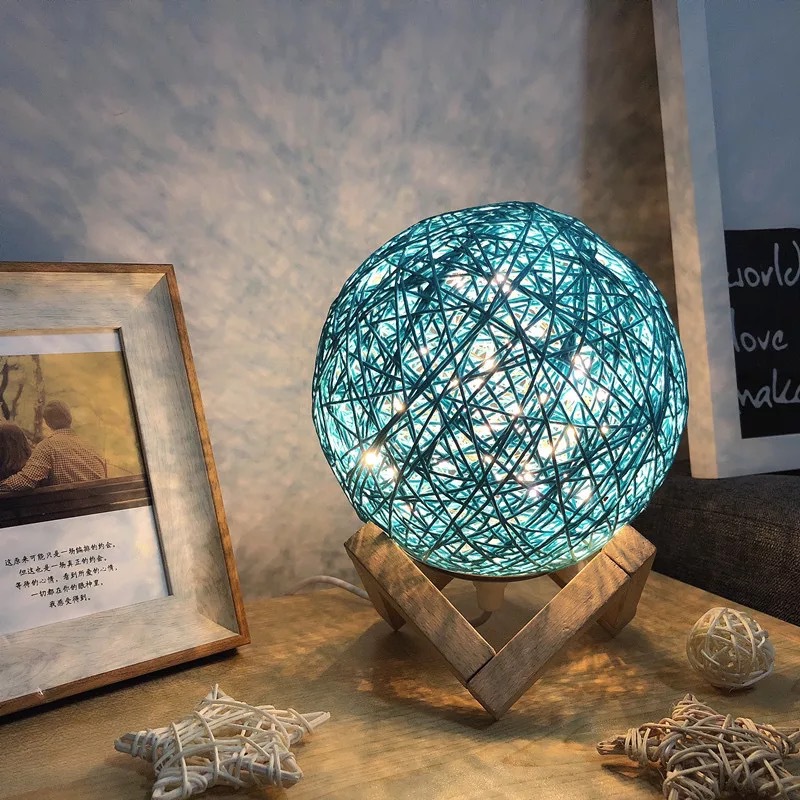 

Стиль Мяча Sepak Takraw Night Light USB Зарядки Настольный Стол - Синий