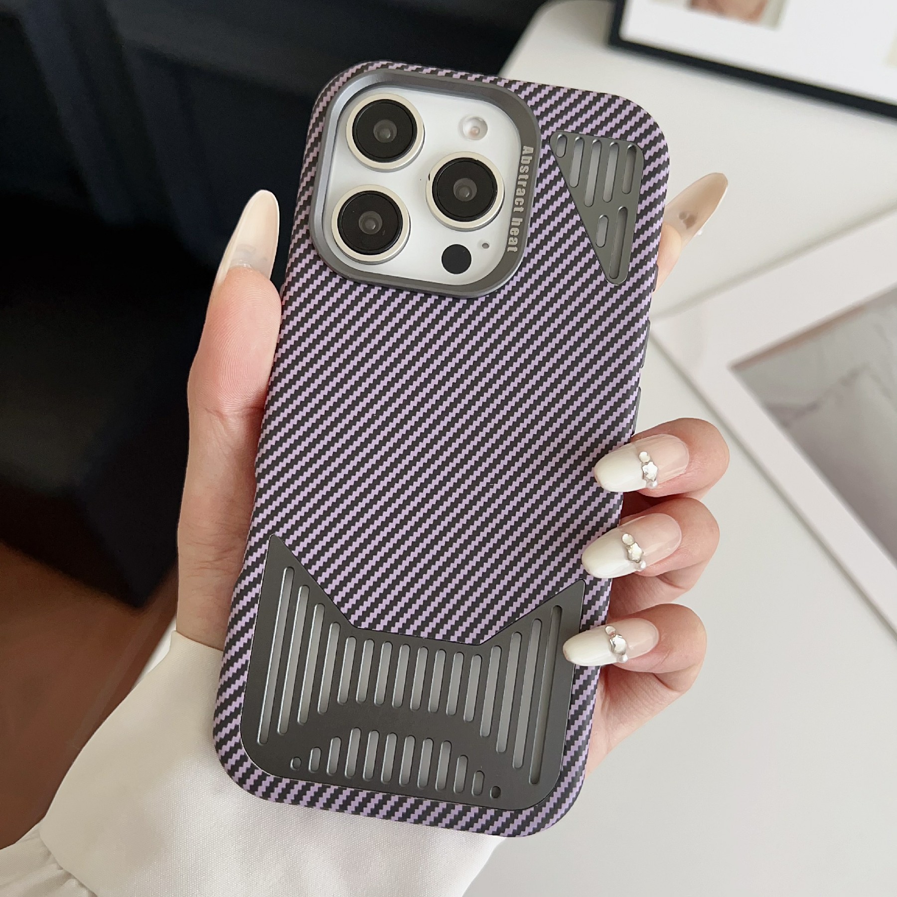 For iPhone 16 Pro Case Compatible with MagSafe Aluminium Alloy Heat Dissipation Leather Phone Back Cover - Purple
