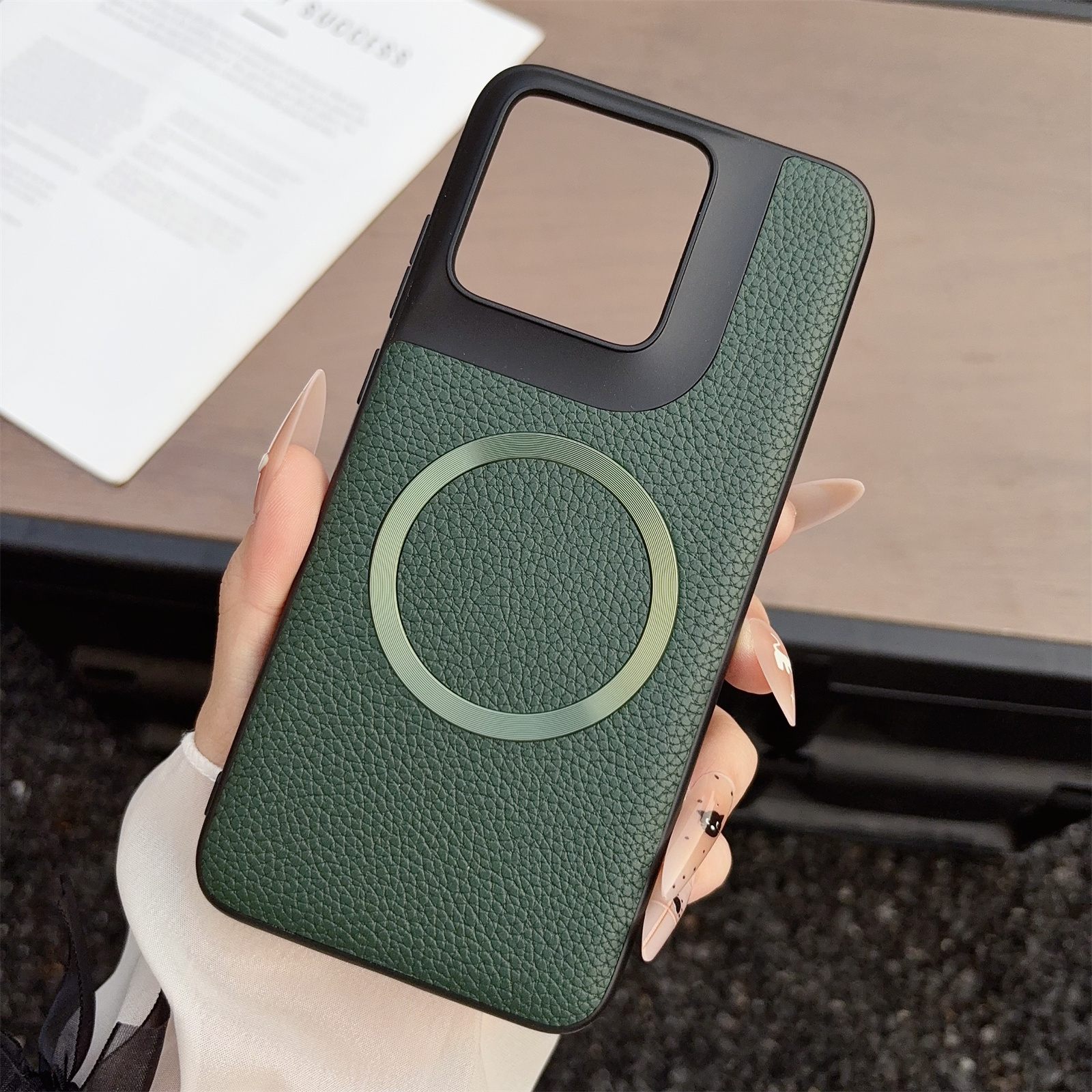 Magnetic Case For Motorola Edge 70 Fusion+ 5G / Edge 70 Fusion 5G Litchi Texture PU Leather + TPU Phone Back Cover - Green