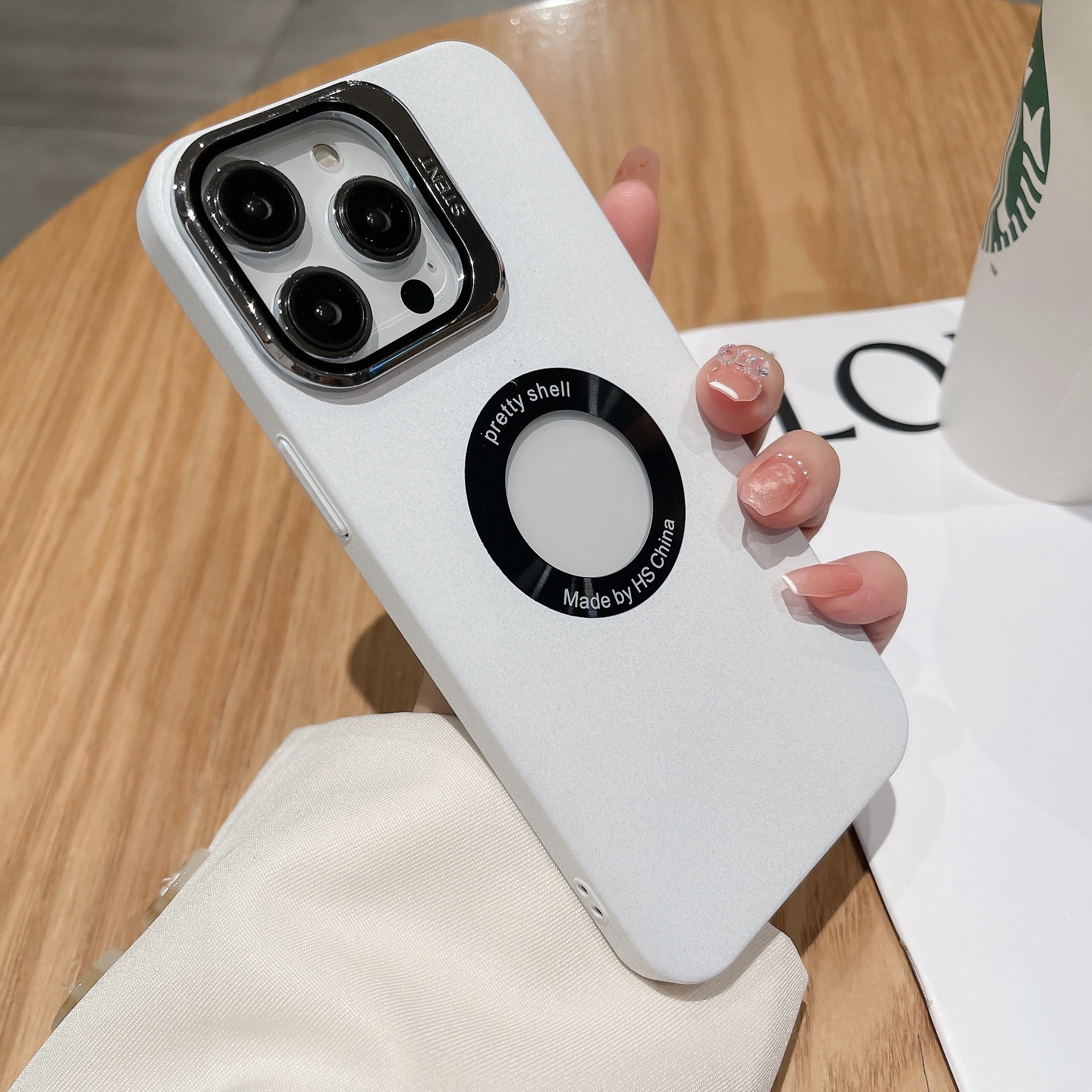 

Für Das Iphone 13 Pro 6.1 -zoll -logo -logo PC Phone Case Camera Objektivs Frame Kickstand Matte Cover - Weiss, iPhone 13 Pro