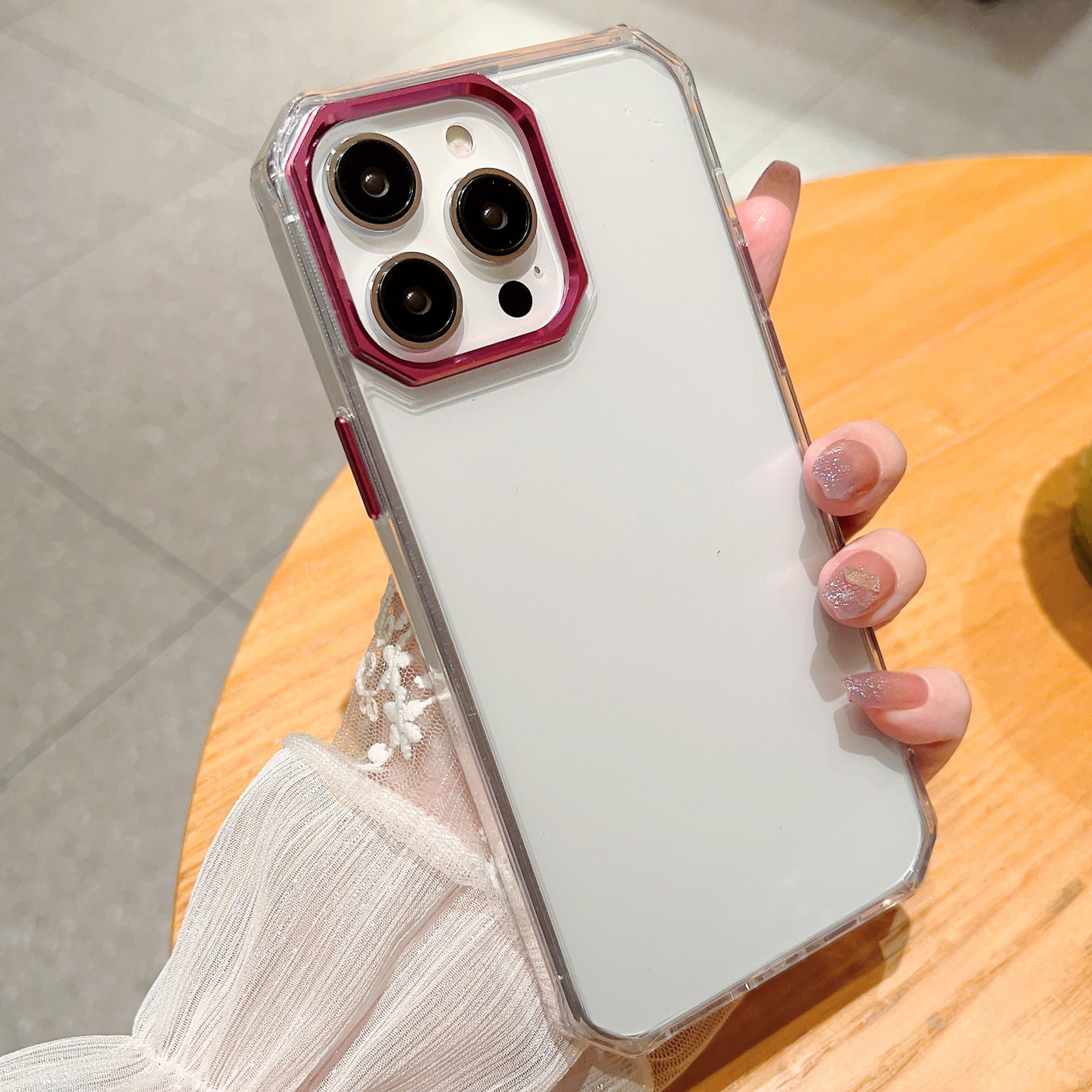 

BulkSourcing Ultra Clear Phone Deckung Für Iphone 15 Pro Case TPU+PC Slim Phone Shell Mit Metalllinsenrahmen (MOQ: 10) - Weinrot, iPhone 15 Pro