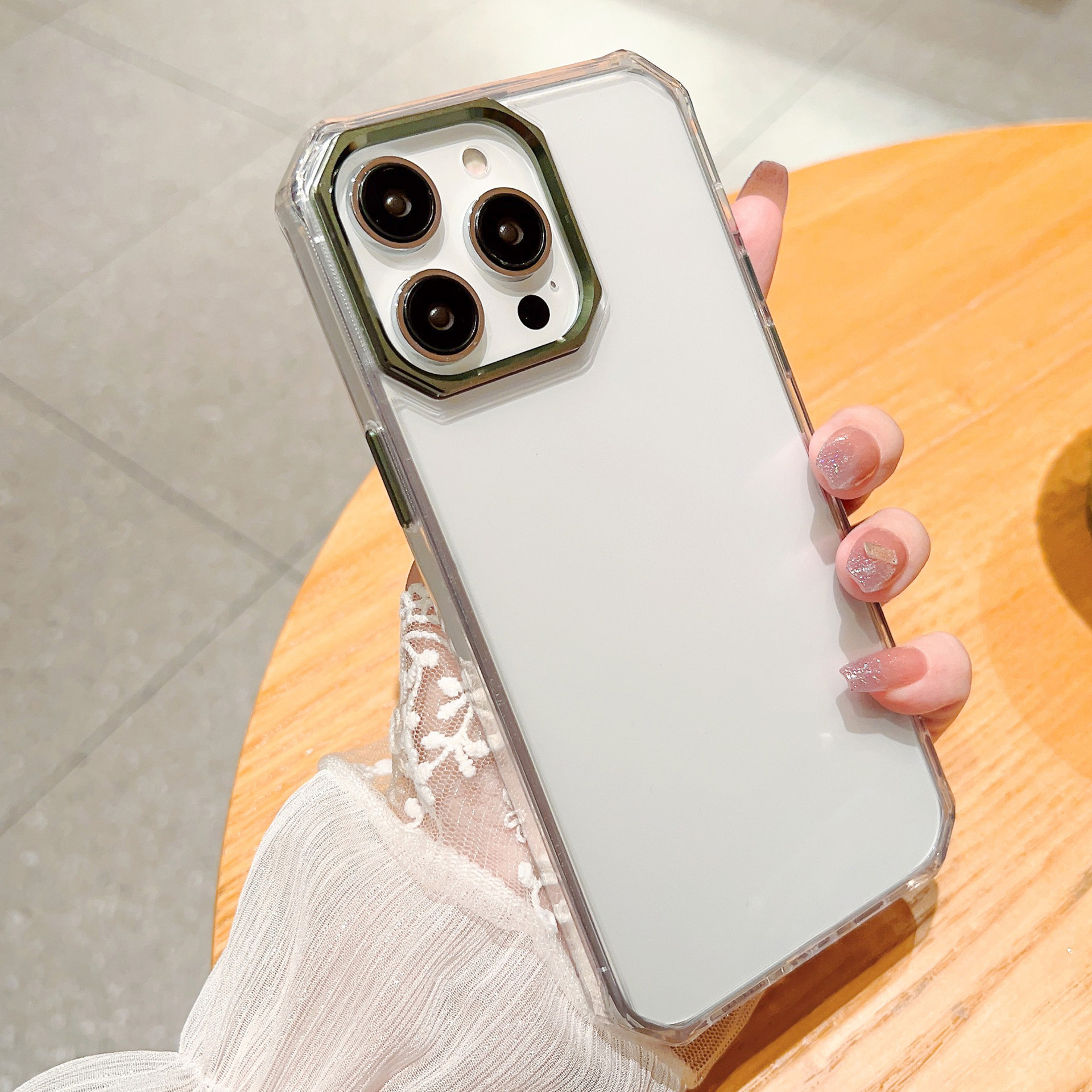 

BulkSourcing Ultra Clear Phone Deckung Für Iphone 15 Pro Case TPU+PC Slim Phone Shell Mit Metalllinsenrahmen (MOQ: 10) - Schwarzgrün, iPhone 15 Pro