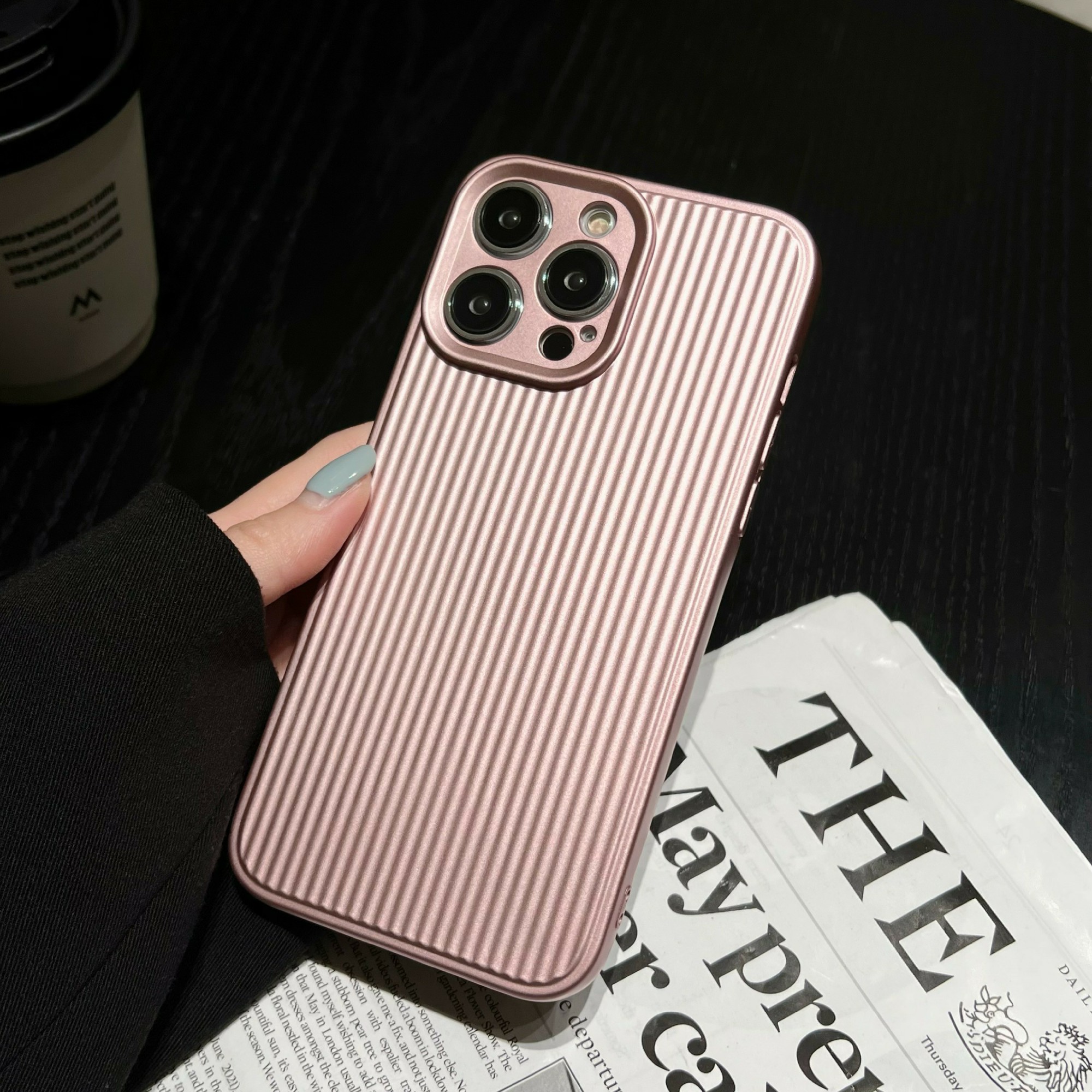 

Für Iphone 14 Pro Max -streifen Strukturierte Mobiltelefonabdeckung Elektroplierend Weiche TPU -hülle - Rosa, iPhone 14 Pro Max
