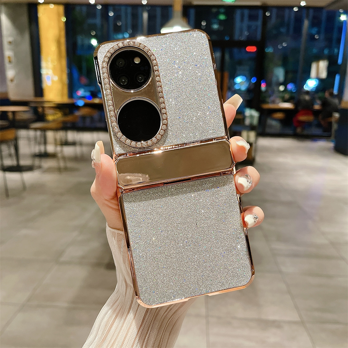 

Hartes PC -telefonabdeckung Für Huawei P50 Pocket Case Glitter Decor Protective Phone Shell - Silber, Huawei P50 Pocket