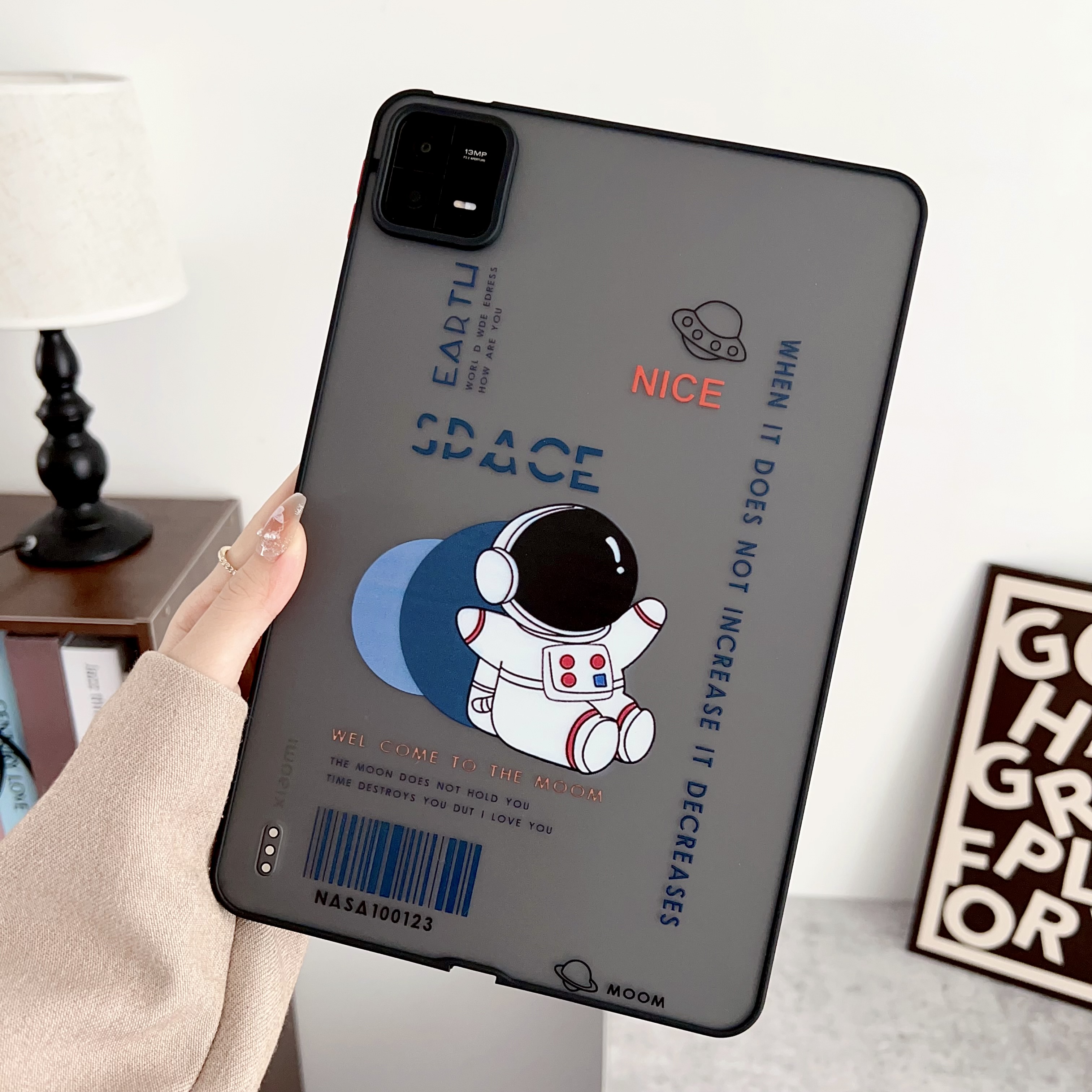 

Für Xiaomi Pad 6 Muster Drucktablette Hülle Hauttouch Stoßdicht Weicher Tpu-rückzugabdeckung - Astronaut, Xiaomi Pad 6