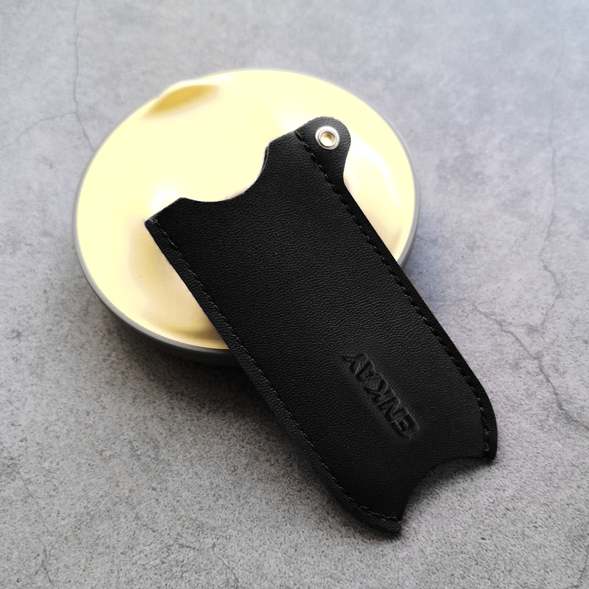 

HAT-PRINCE JOUZ 20 Litchi Texture Half Coverage PU Leather Electronic Cigarette Protective Case with Lanyard - Black